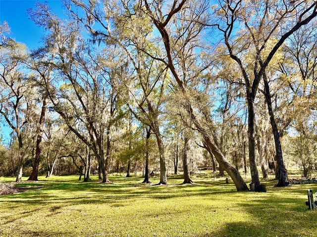 4220 NW 235TH AVENUE, Alachua, FL 32615