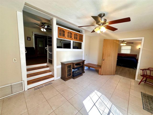 4220 NW 235TH AVENUE, Alachua, FL 32615