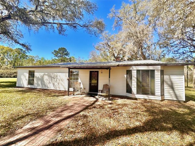 4220 NW 235TH AVENUE, Alachua, FL 32615