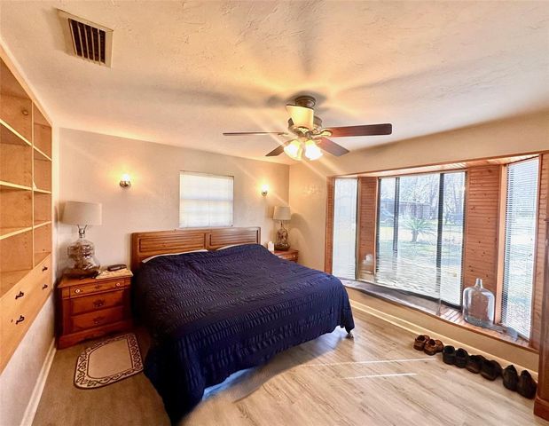 4220 NW 235TH AVENUE, Alachua, FL 32615