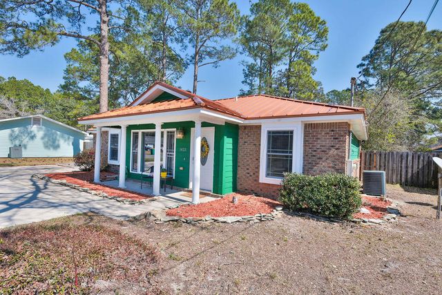 1423 Mixon Drive, Fort Walton Beach, FL 32547