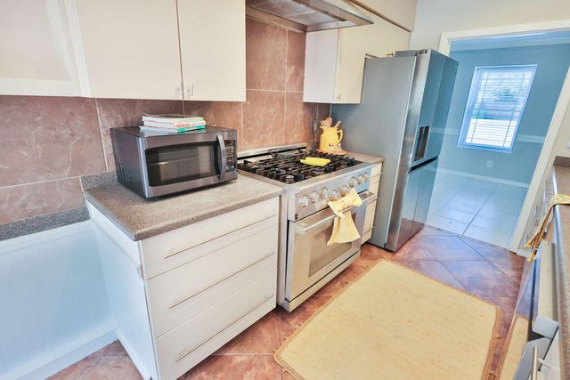 1423 Mixon Drive, Fort Walton Beach, FL 32547