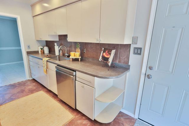 1423 Mixon Drive, Fort Walton Beach, FL 32547