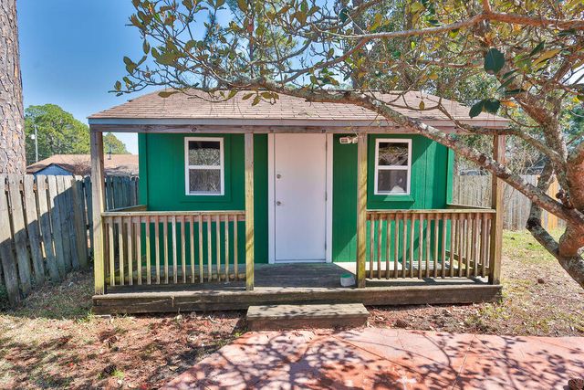 1423 Mixon Drive, Fort Walton Beach, FL 32547