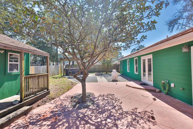 1423 Mixon Drive, Fort Walton Beach, FL 32547