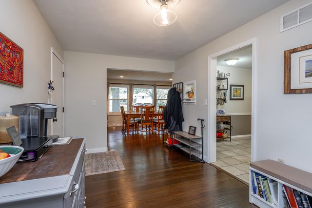 406 HULEN DR, Columbia, MO 65203