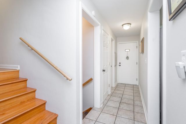 406 HULEN DR, Columbia, MO 65203