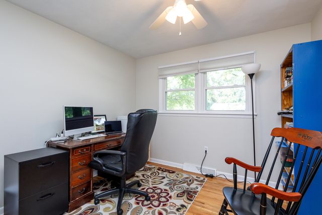 406 HULEN DR, Columbia, MO 65203
