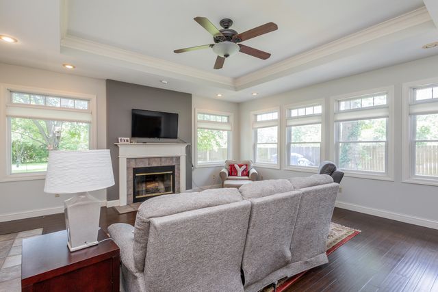406 HULEN DR, Columbia, MO 65203