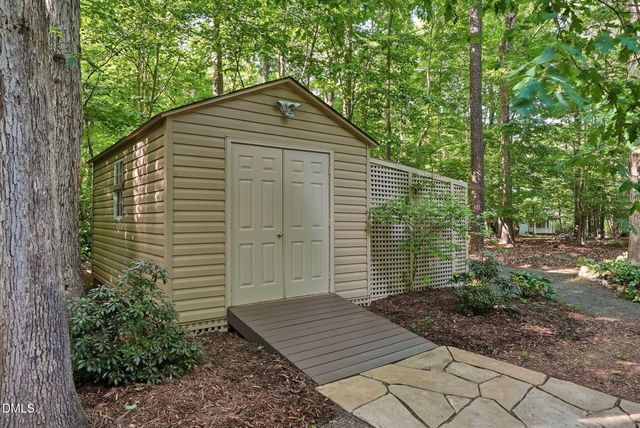 8202 Reynard Road, Chapel Hill, NC 27516