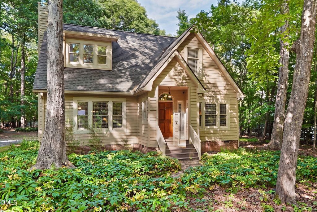 8202 Reynard Road, Chapel Hill, NC 27516