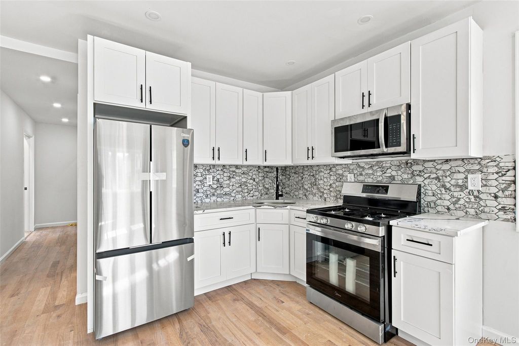 187-16 Mangin Ave, Saint Albans, NY 11412 — photo 4