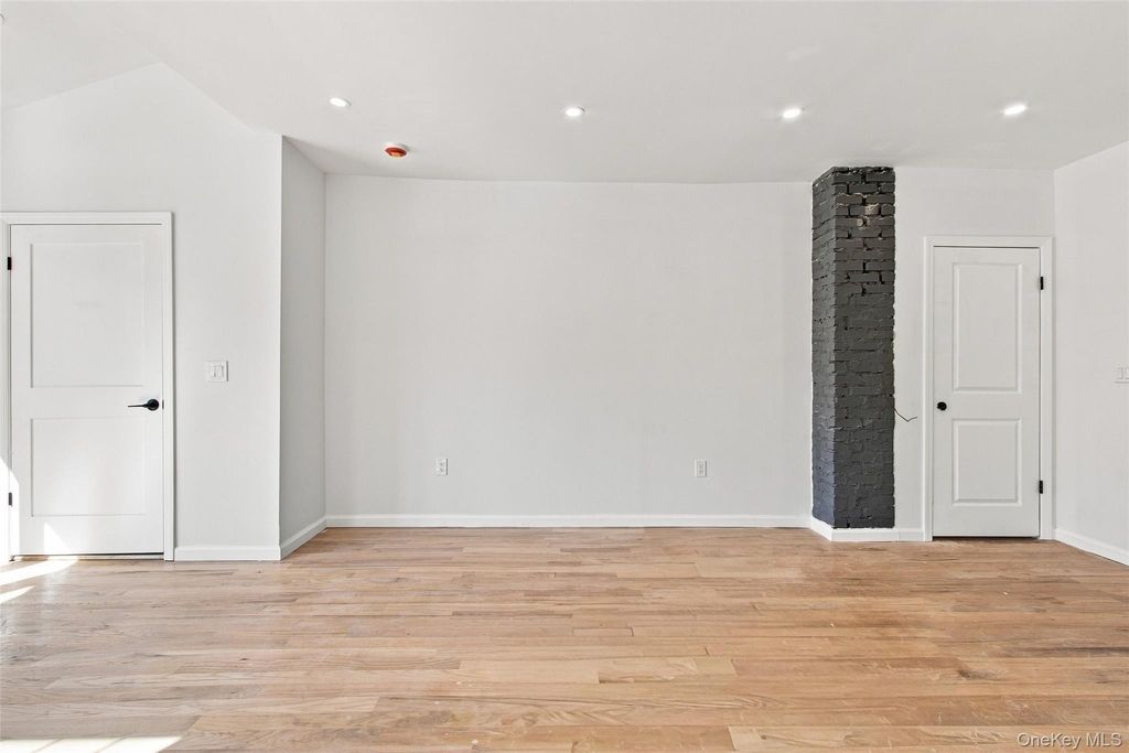 187-16 Mangin Ave, Saint Albans, NY 11412 — photo 5