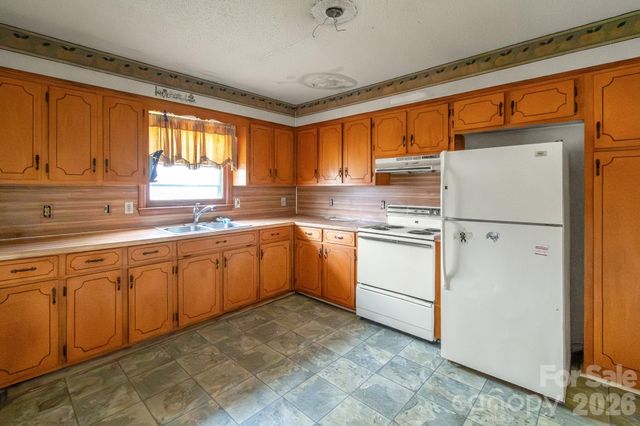 3211 Old Camden Road, Monroe, NC 28110