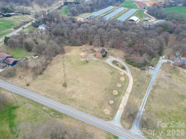 3211 Old Camden Road, Monroe, NC 28110