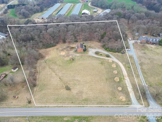 3211 Old Camden Road, Monroe, NC 28110