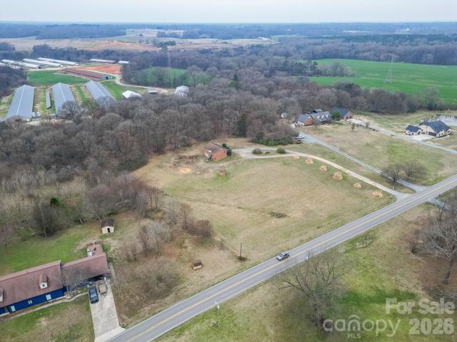 3211 Old Camden Road, Monroe, NC 28110