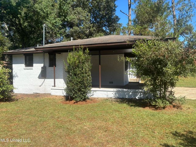 915 N Park Avenue, Columbia, MS 39429