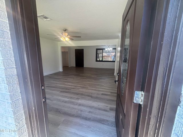 915 N Park Avenue, Columbia, MS 39429