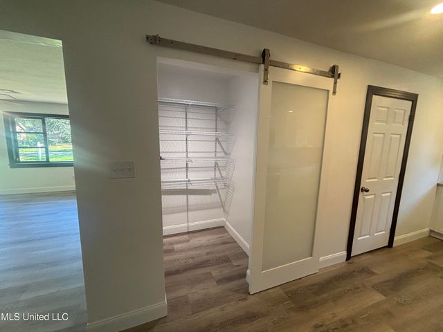 915 N Park Avenue, Columbia, MS 39429