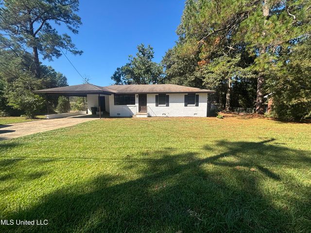 915 N Park Avenue, Columbia, MS 39429