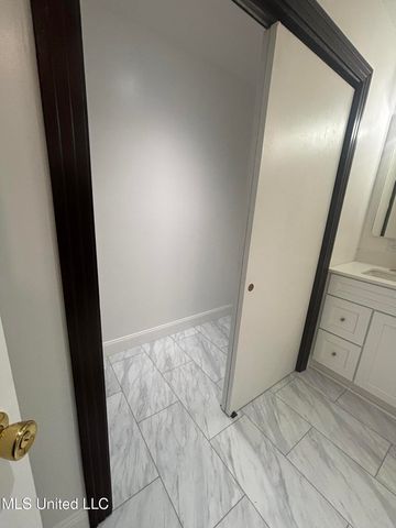 915 N Park Avenue, Columbia, MS 39429