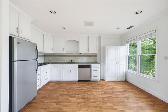252 Kings Highway, Decatur, GA 30030