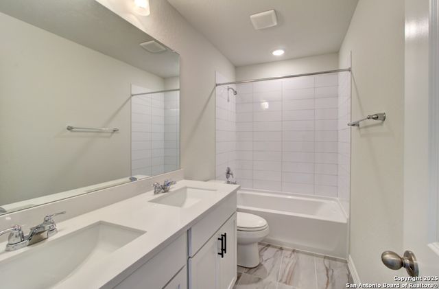 870 Casetta Trail, New Braunfels, TX 78130