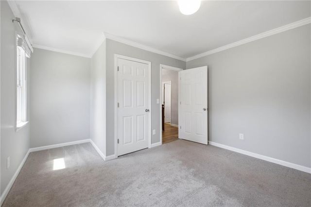 734 Creek Trail NW, Kennesaw, GA 30144