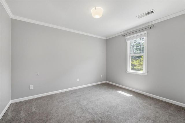 734 Creek Trail NW, Kennesaw, GA 30144