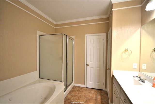 315 Chimney Hill Drive, College Station, TX 77840