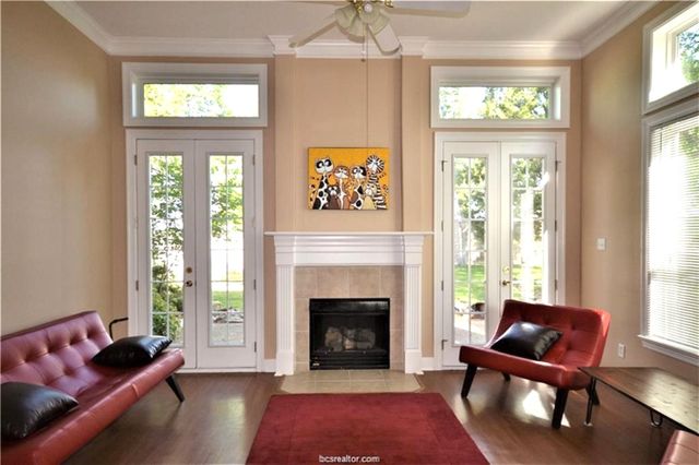 315 Chimney Hill Drive, College Station, TX 77840