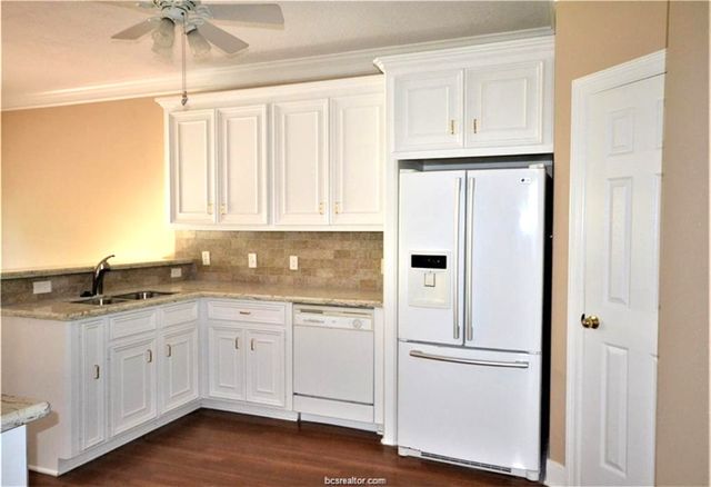 315 Chimney Hill Drive, College Station, TX 77840
