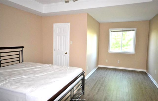315 Chimney Hill Drive, College Station, TX 77840