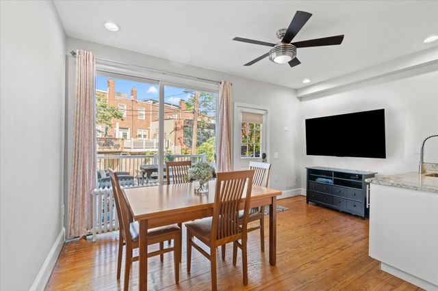 2305 38TH ST NW, Washington, DC 20007