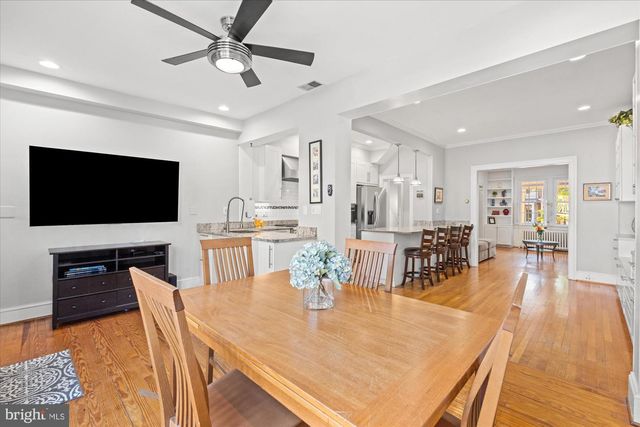 2305 38TH ST NW, Washington, DC 20007