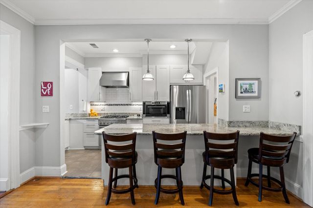 2305 38TH ST NW, Washington, DC 20007