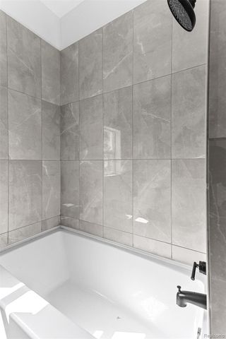 4827 GRAY Street, Detroit, MI 48215