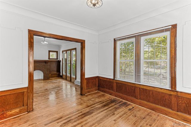 4827 GRAY Street, Detroit, MI 48215