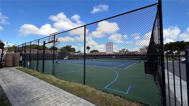 8189 SW 24th St 8189, Davie, FL 33324