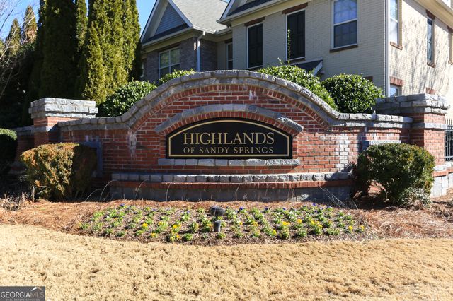 7395 Glisten Avenue, Sandy Springs, GA 30328