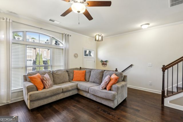 7395 Glisten Avenue, Sandy Springs, GA 30328