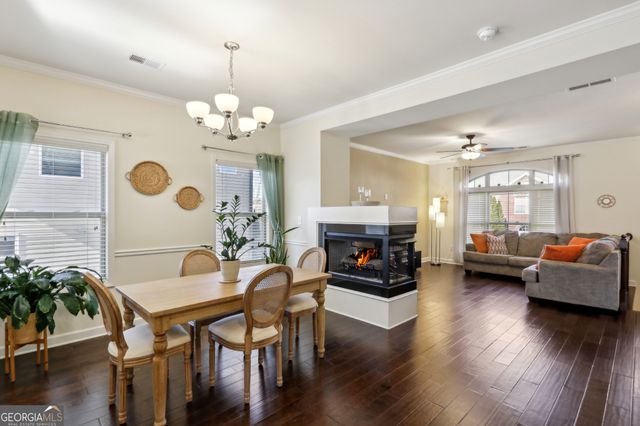 7395 Glisten Avenue, Sandy Springs, GA 30328