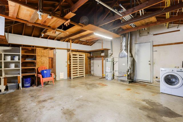 1594 Velia Street, Medford, OR 97504