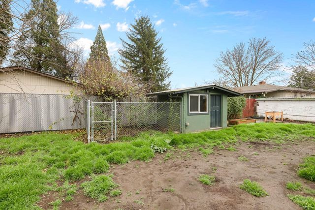 1594 Velia Street, Medford, OR 97504