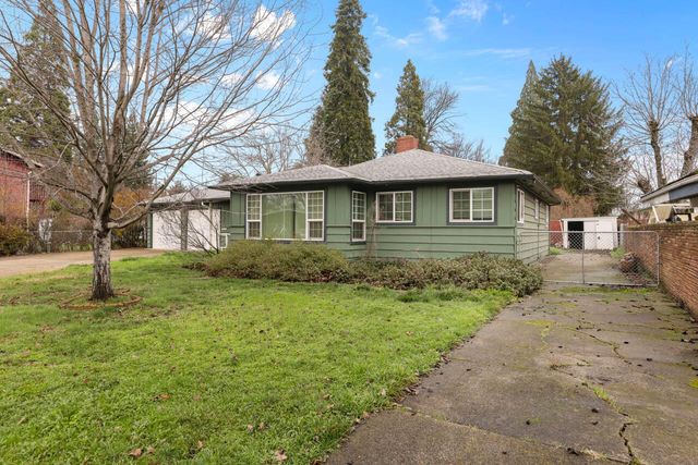 1594 Velia Street, Medford, OR 97504