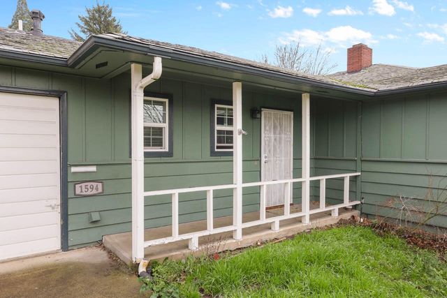 1594 Velia Street, Medford, OR 97504