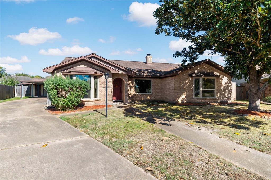 3402 Park Dale Drive, Deer Park, TX 77536