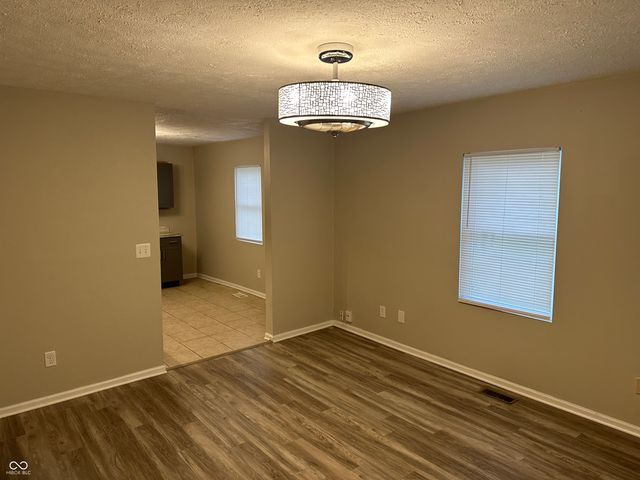 830 N California Street, Indianapolis, IN 46202