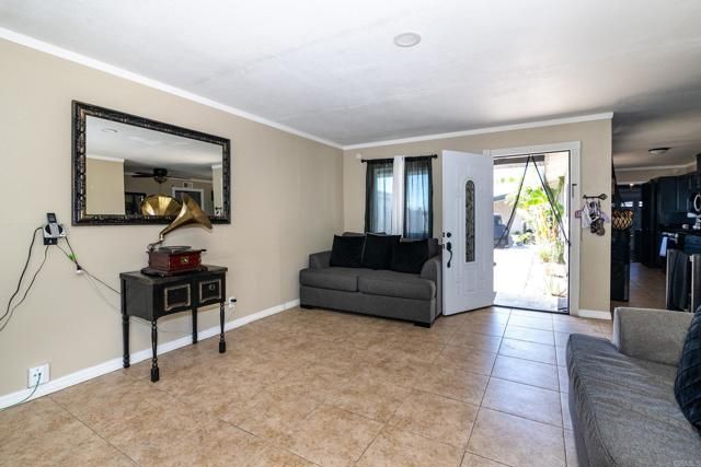 1433 Pequena, San Ysidro (san Diego), CA 92154